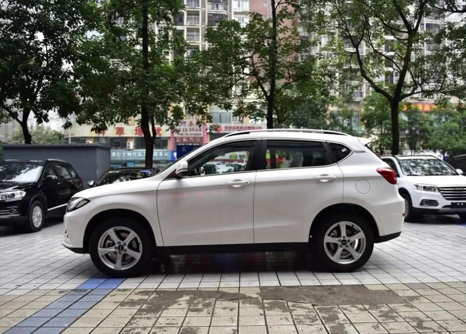 想知道“中型SUV“近期资讯盘点，你想要的这里都有