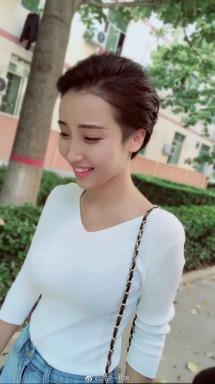 西安女娃 ,97年出生,身高165cm,西安思源学院