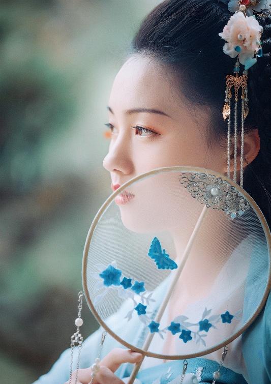 古装美女倾国倾城惊艳好看的古风女子头像 古风高清壁纸图片