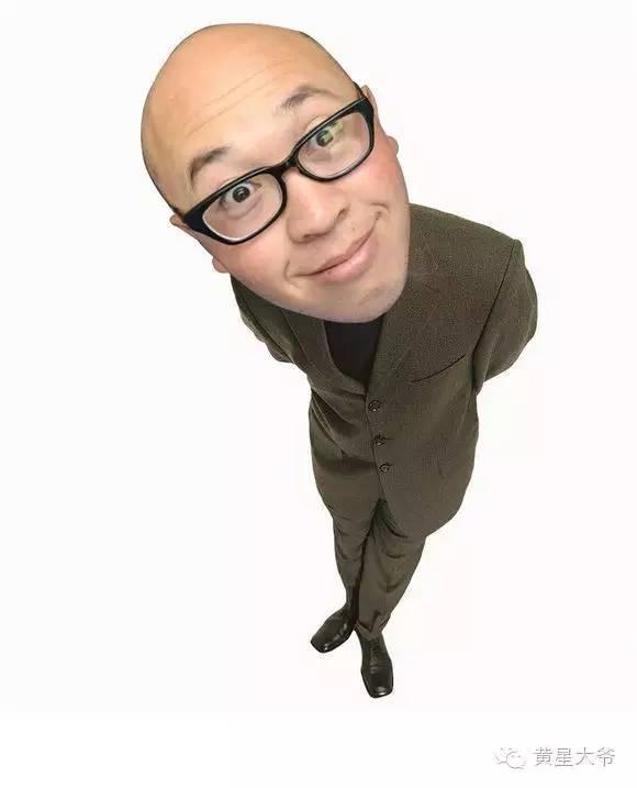光头大叔只是想要霸气的屏保, 没想到被大神恶搞, 我笑出了腹肌!