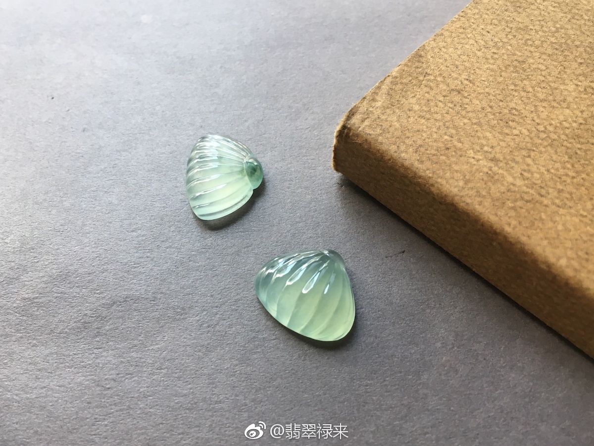 新做的两个翡翠小贝壳,要玩定制的小伙伴可以来了哦