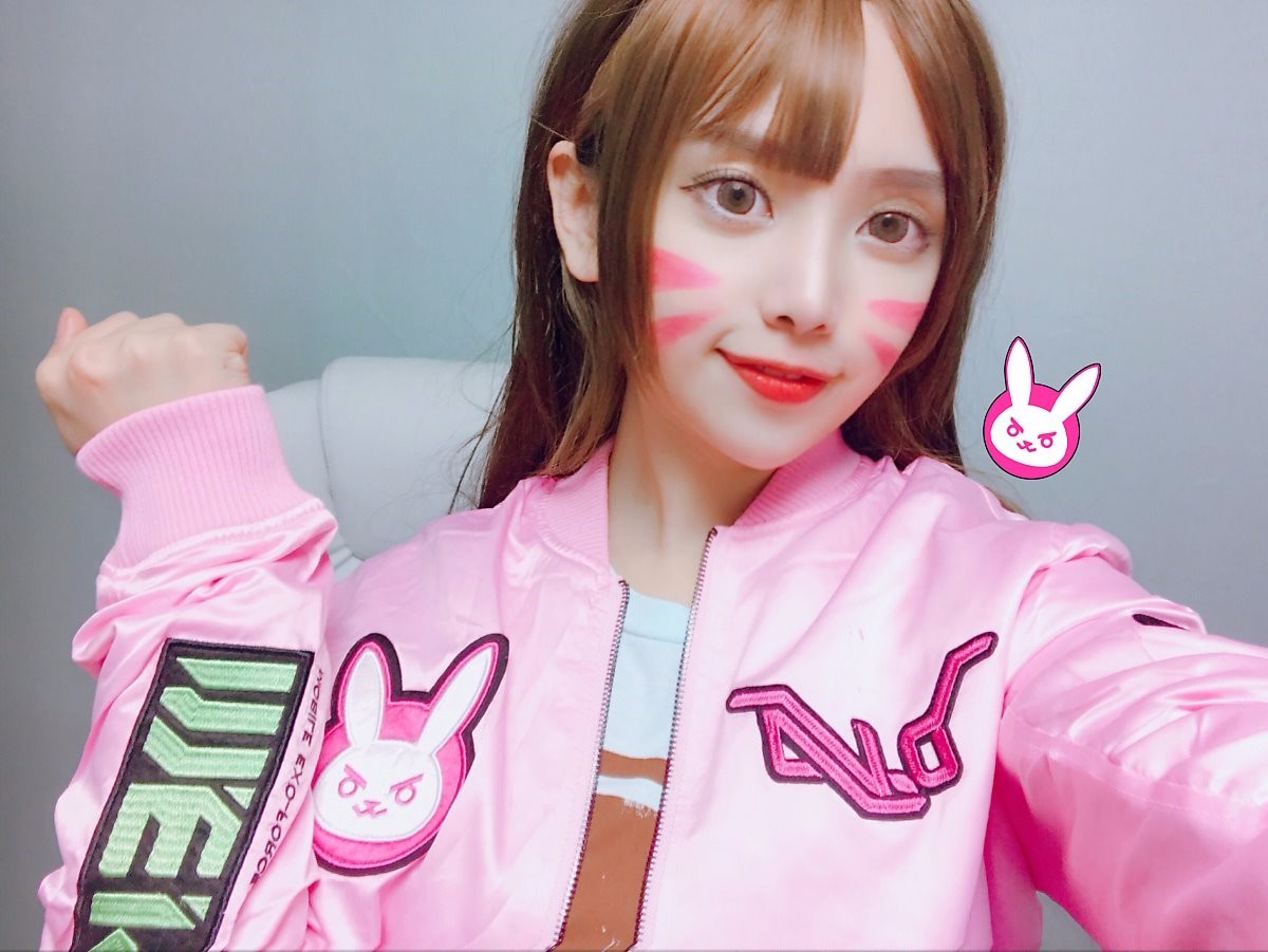 《守望先锋》DVA韩国妹子本色COS 可爱与大