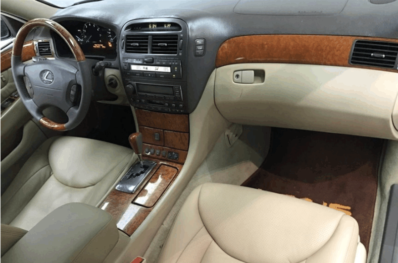 15万买这辆车送父母代步, 不用去看朗逸, 当年能换4辆宝马