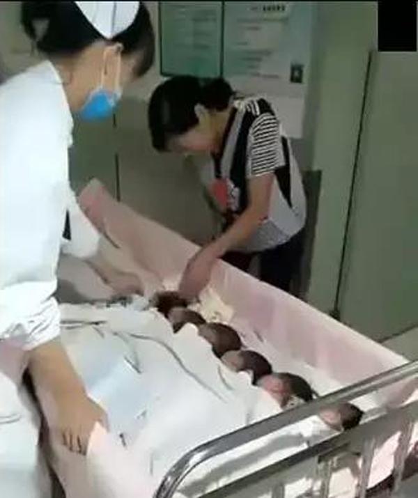 二胎妈妈生下六胞胎,医院派出20人专家团队,看到性别