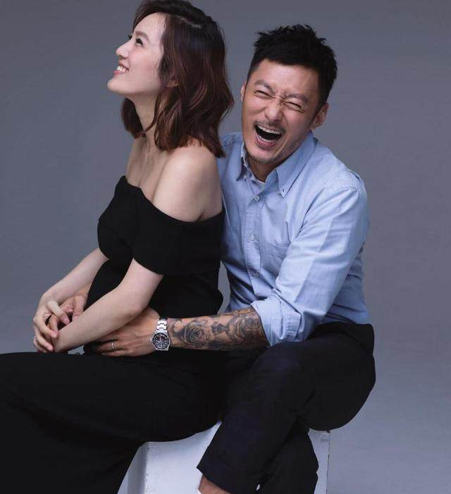 王棠云晒孕照感叹时间过得快,还不忘为老公辟