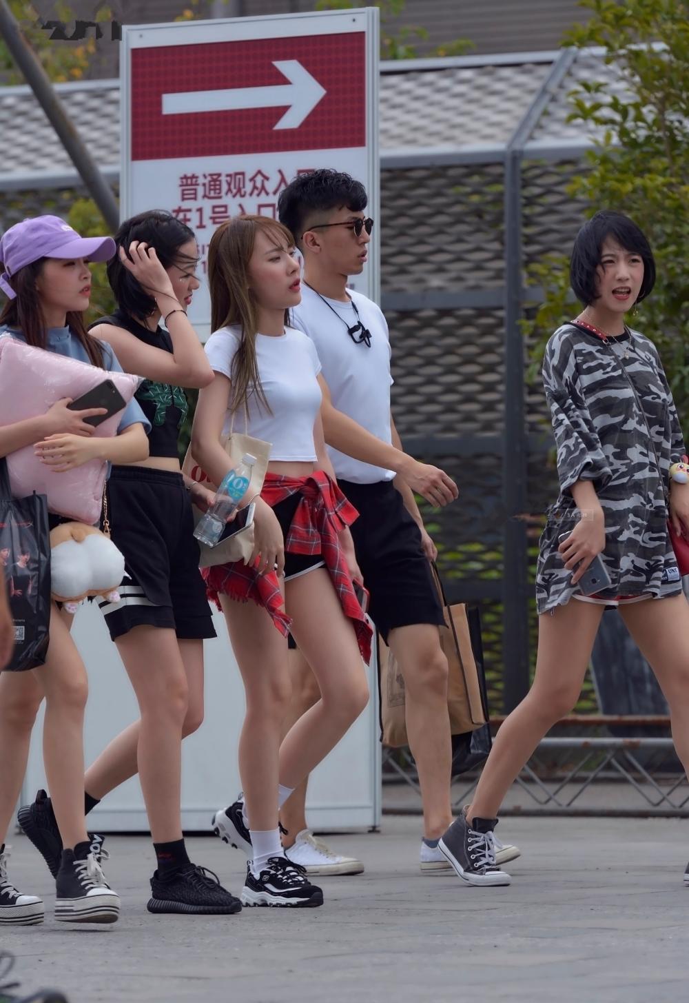 上海大学开学季, 一大波美女出动, 全市青春洋溢