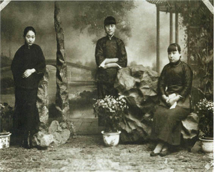 直击陈洁如的真容，美艳不可方物？老照片见证玄机