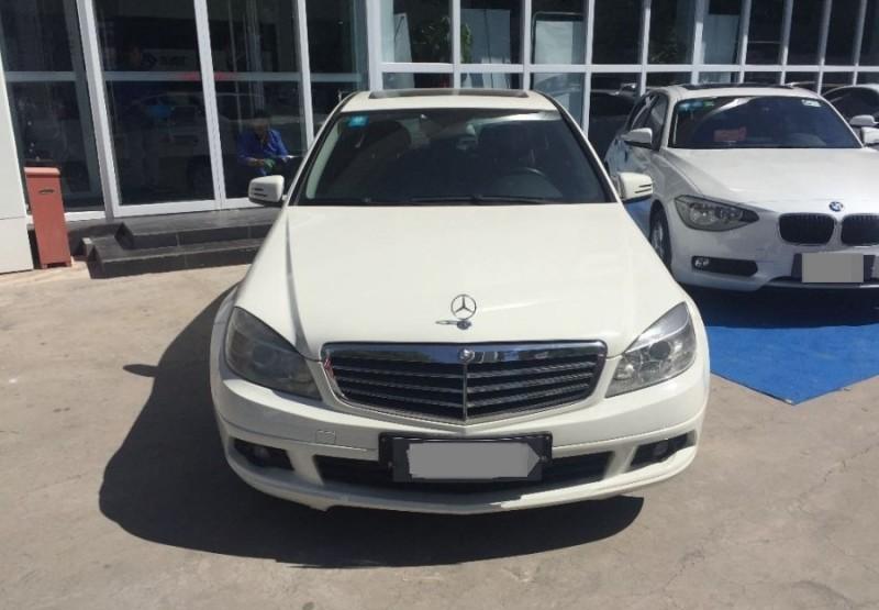 奔驰C级仅售13万, 外观大气不失逼格