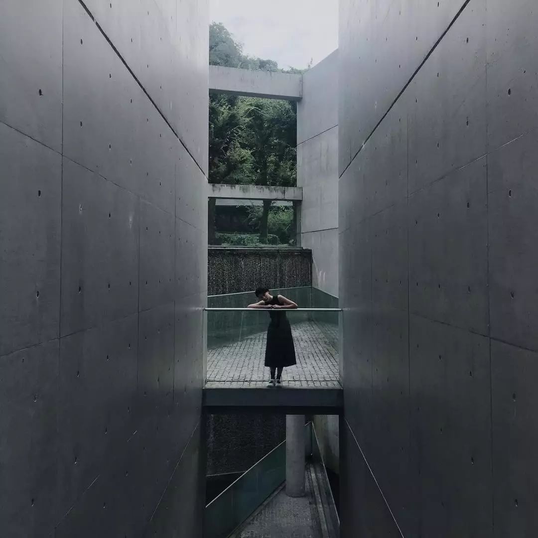 日本著名建筑设计师安藤忠雄