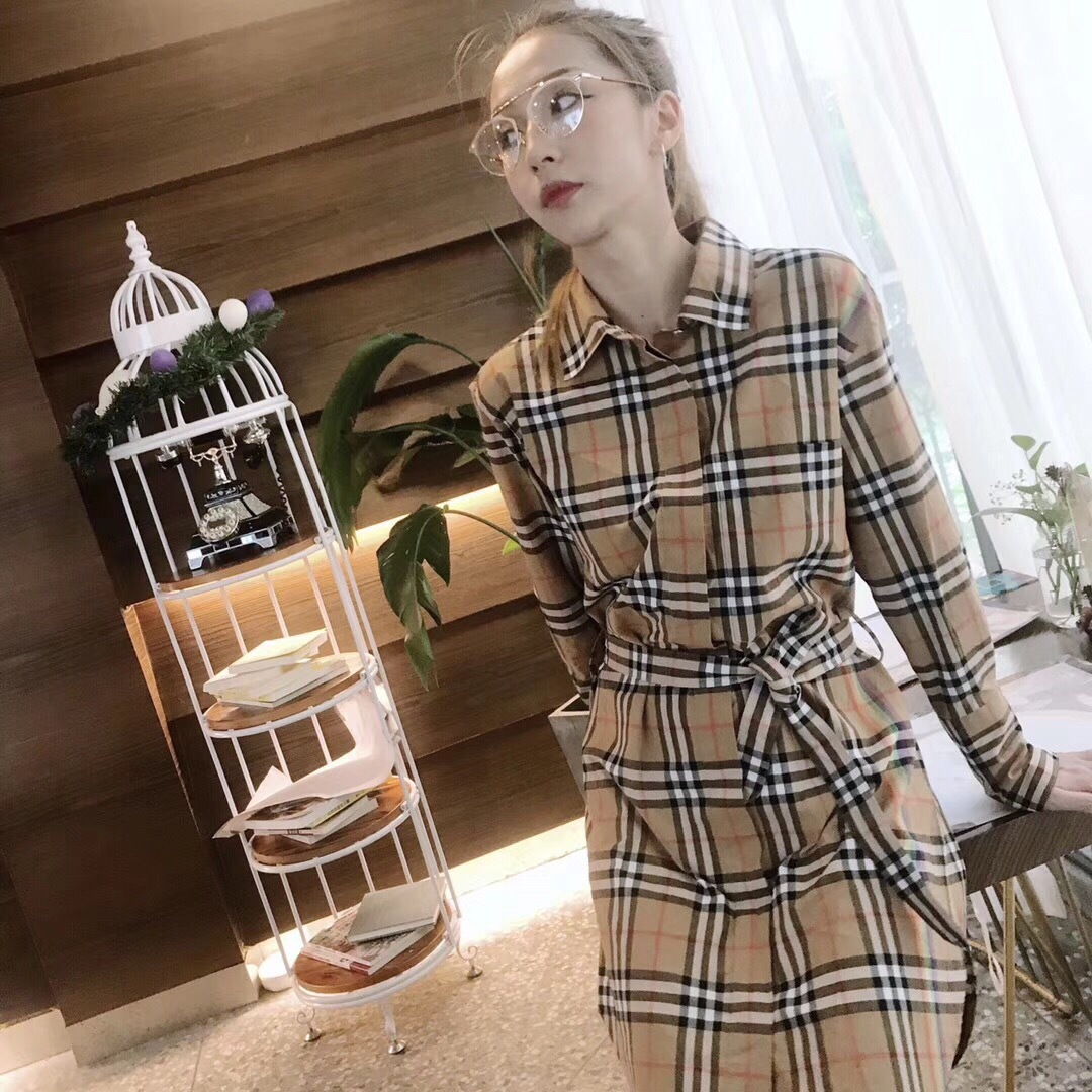 教室穿绿格子衬衫真的更显专业吗？教你秋冬叠穿搭配攻略