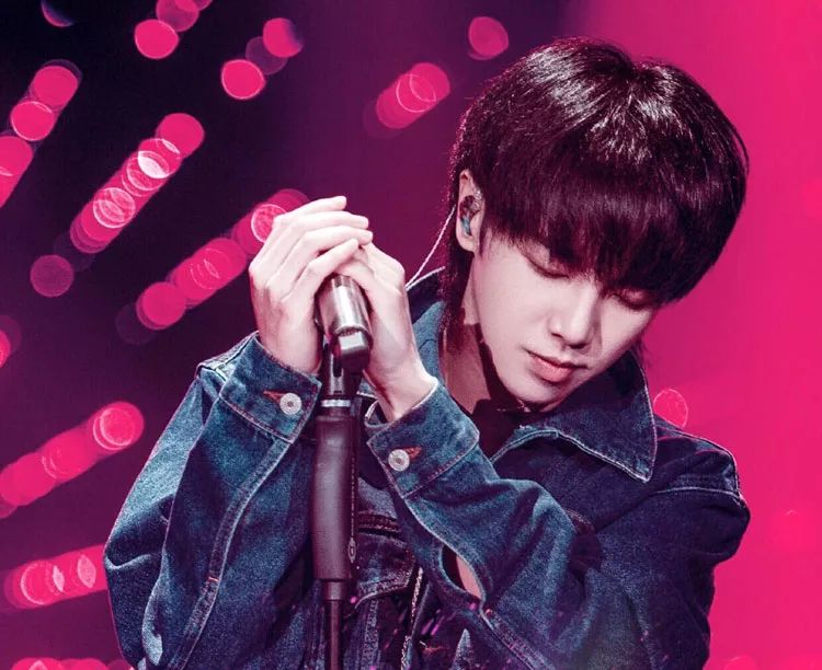 华晨宇的“九色”魅力 看完不得不心生感叹