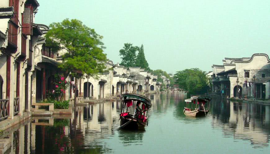 深入了解浙江服务器机柜费用标准 (读懂浙江)-优乐评测网