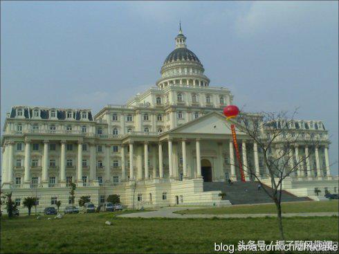 中国十大最丑建筑名单