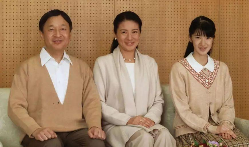 日本作为发达国家, 女人的地位却跟古代中国相