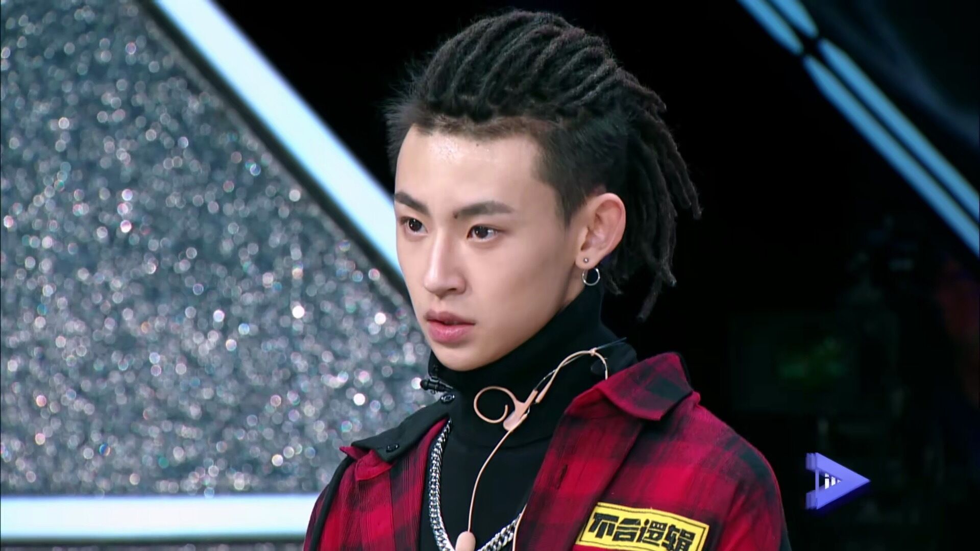 曾经diss吴亦凡的小鬼,为了顺利出道剪掉了心