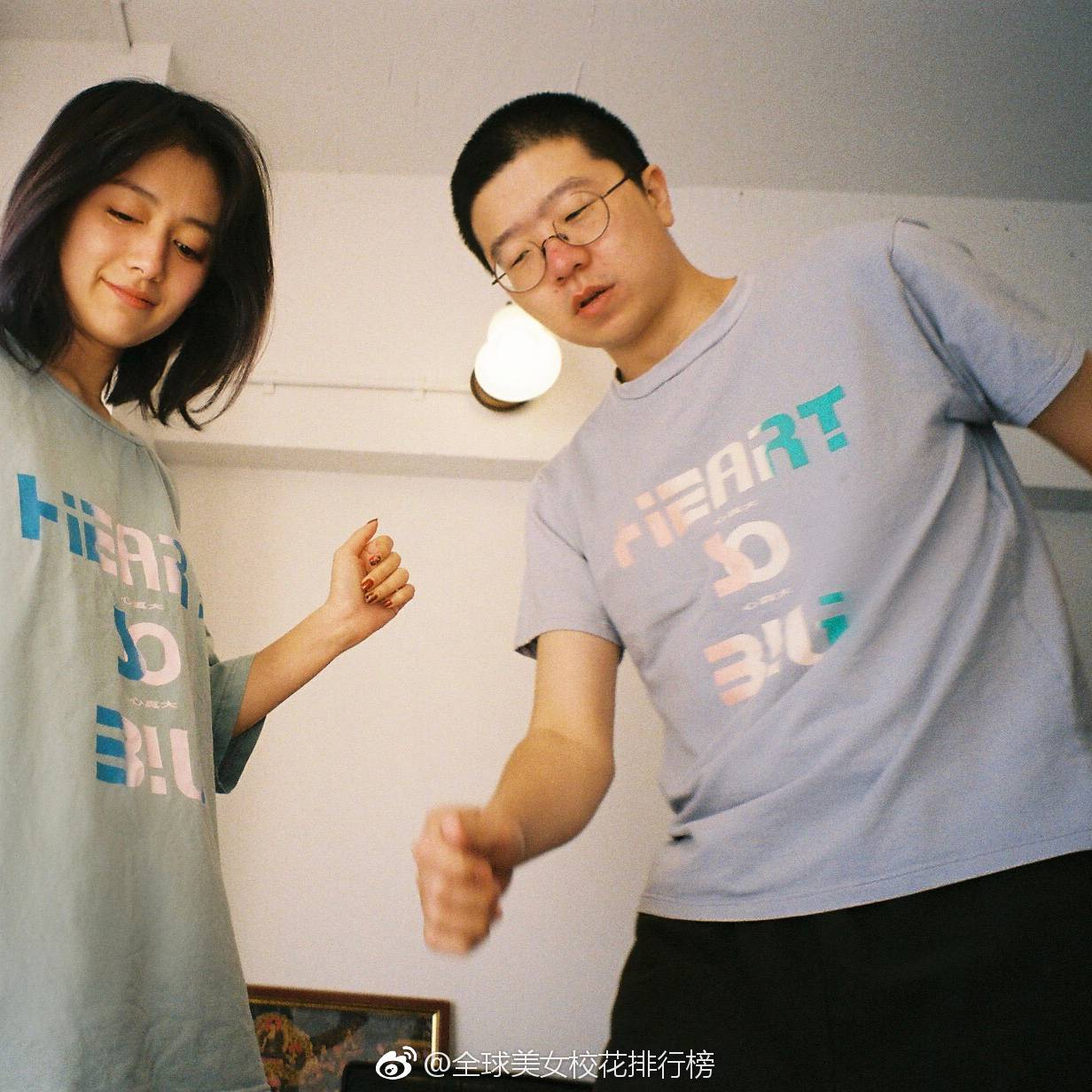 李诞女朋友 黑尾酱,长相神似金智媛。才子佳人,祝福他们!