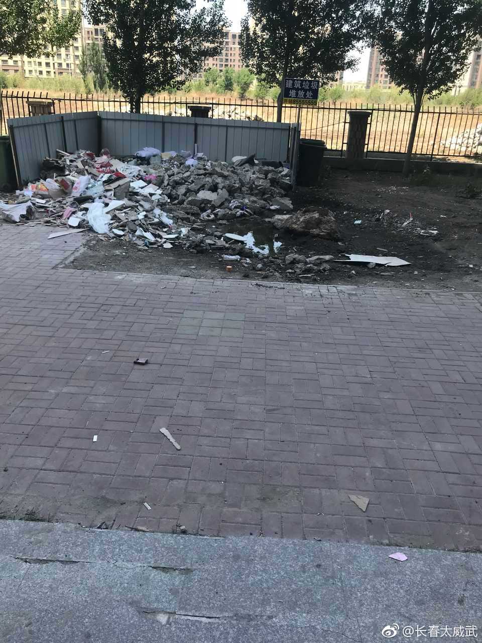 长春波尔的家小区物业不作为,业主拒交物业费