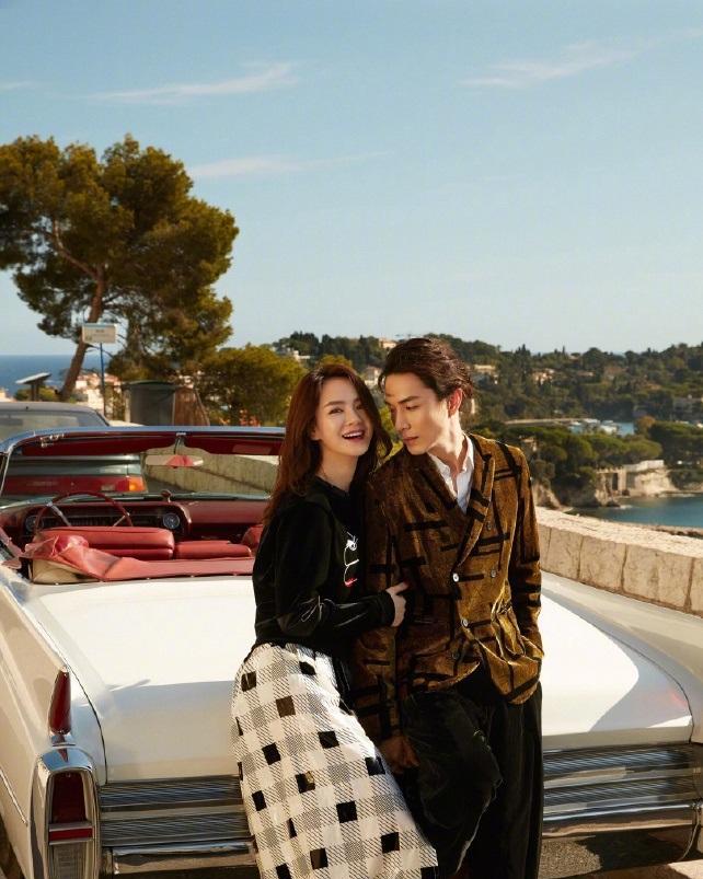 戚薇李承铉同登时尚杂志甜蜜虐狗, 情侣装的新