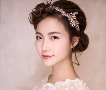 9款大脸的人结婚显脸小的新娘盘发发型!