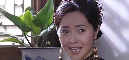 铁齿铜牙纪晓岚第三部:纪晓岚和陆琳琅讨论的