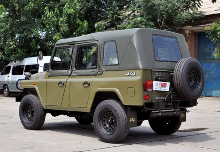 这款国产军用越野车全球有名,国内仅售7万国人