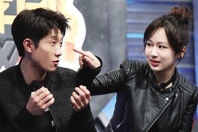 杨紫加盟《超能少年团》第二季,站王俊凯旁合