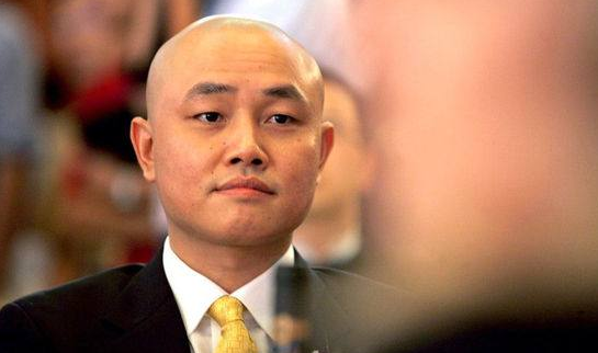 中国最有钱的五大家族:恒大许家印家族、比亚