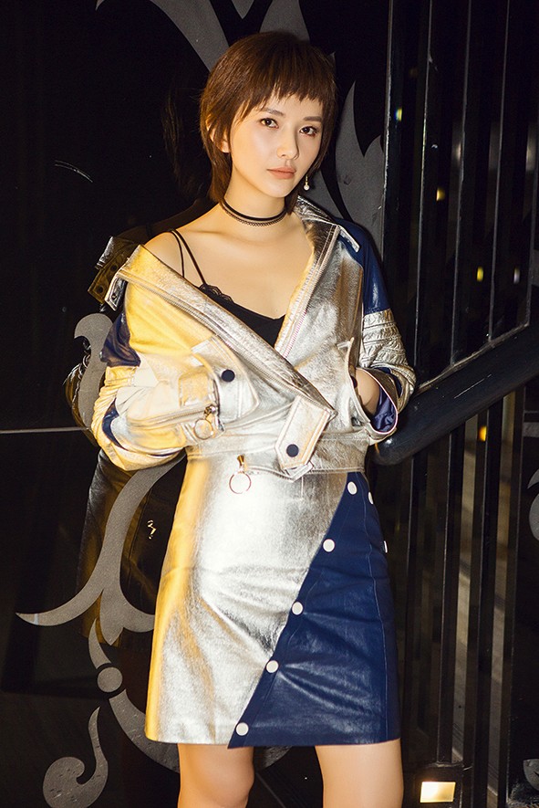 李依玲内衣_李依玲内衣写真