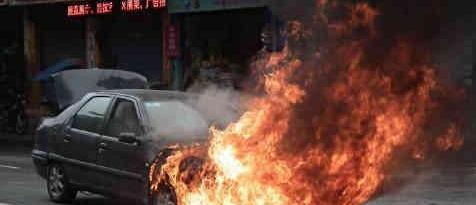 不要被保险公司忽悠了，这些车险一点用也没，网友：买了就是送钱