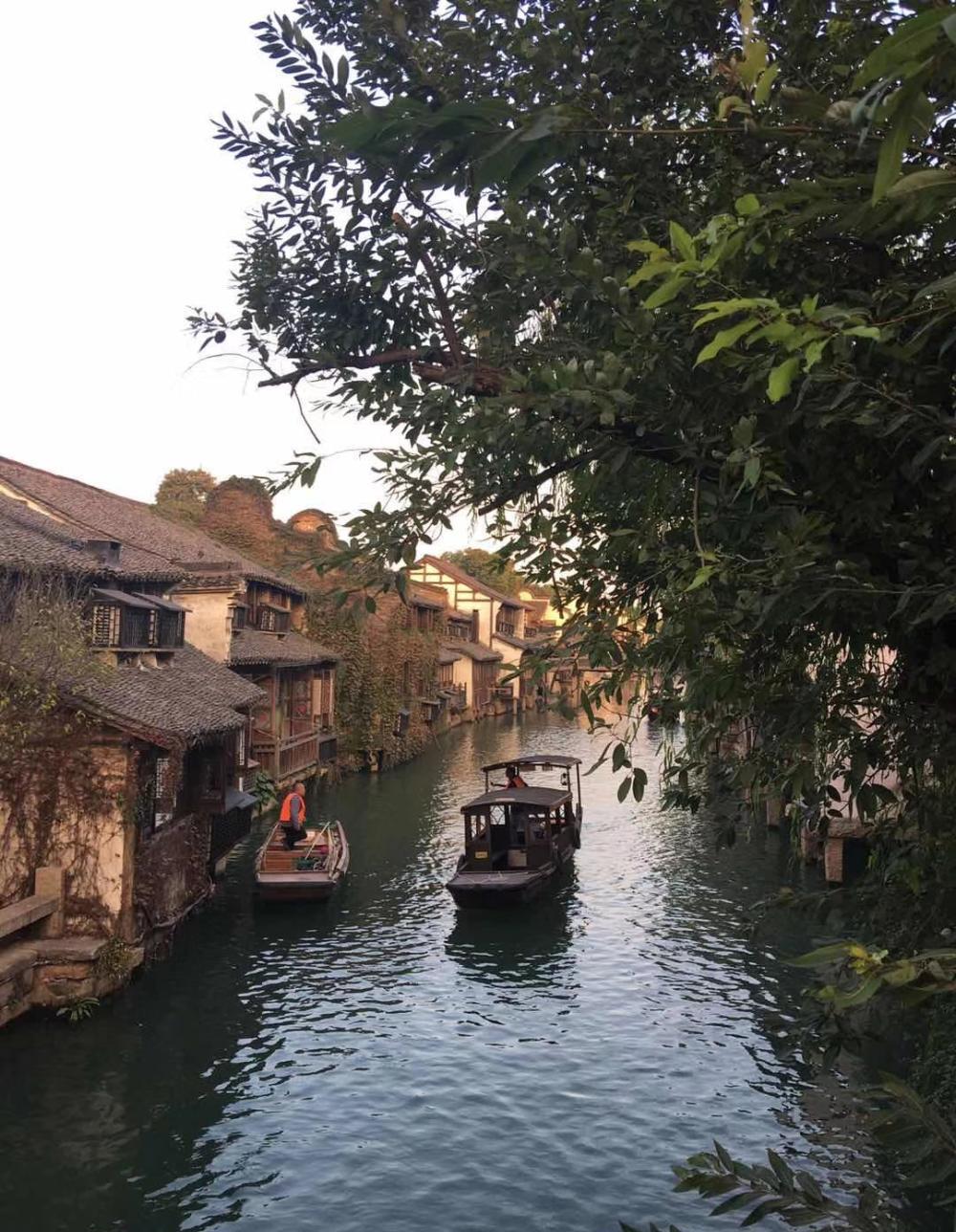 人在广东已经漂泊十年 .拥挤的回忆时间已抹去