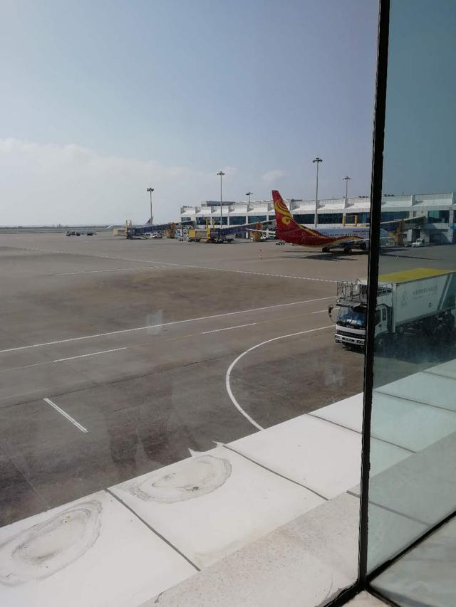 第一次坐飞机的尴尬经历,有一点要记住千万不