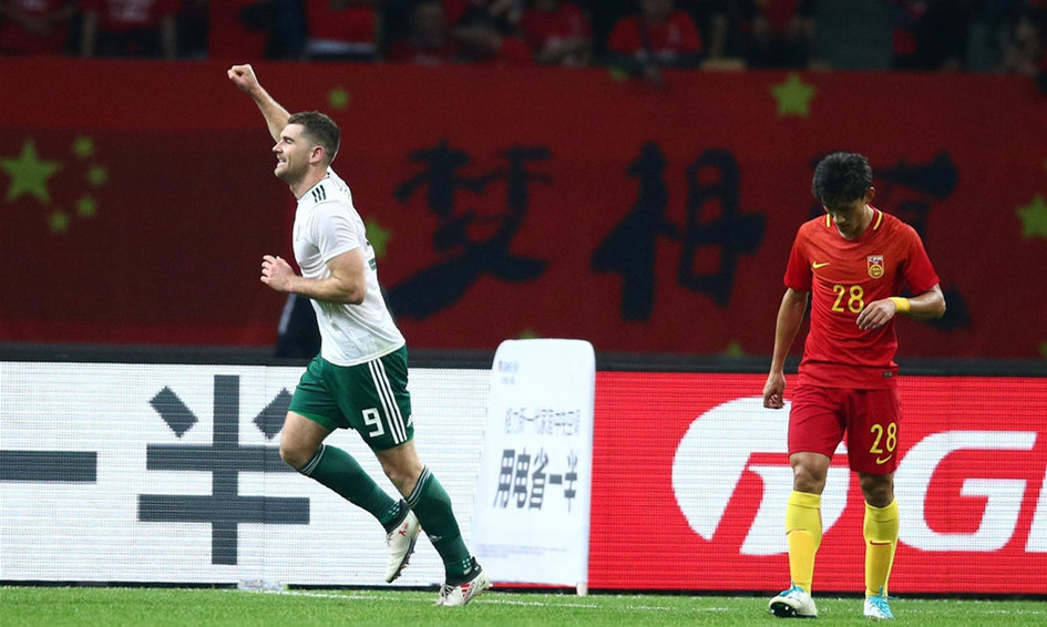 三张动态图回看王燊超的史诗级停球,网友:比业