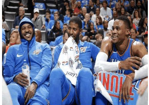 退化?被高估?保罗乔治被爆已不是湖人首选!莱