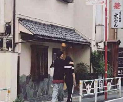 和男友游日本被宠成公主,随后张翰就在微博公