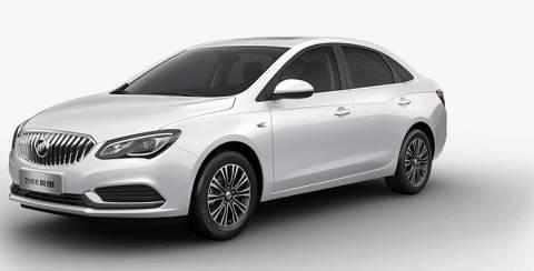 这辆车轴距长空间大，一年销量50万，售价才10万