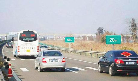 三下双闪是什么意思?开车万万要掌握这