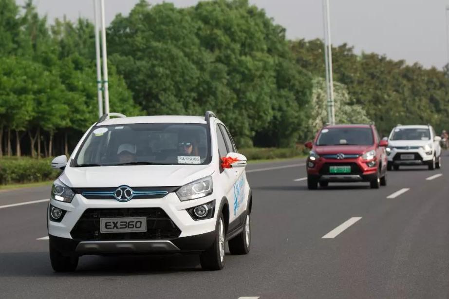 续航里程398km，最高时速125km/h，竟然不到10万块
