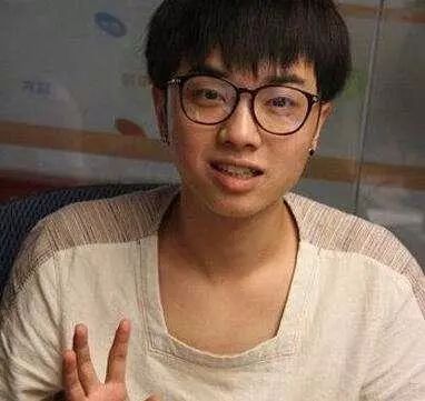 华晨宇出道5年变化有多大?邻家大男孩已经蜕