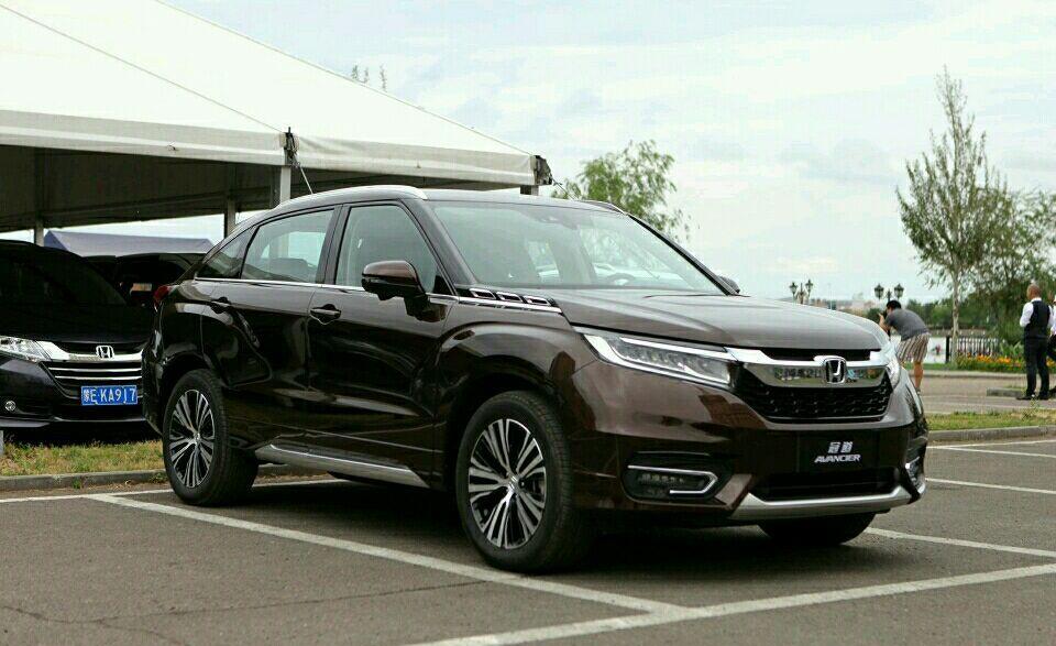 都得加价才能买! 冠道和途观L谁更对得起价格?