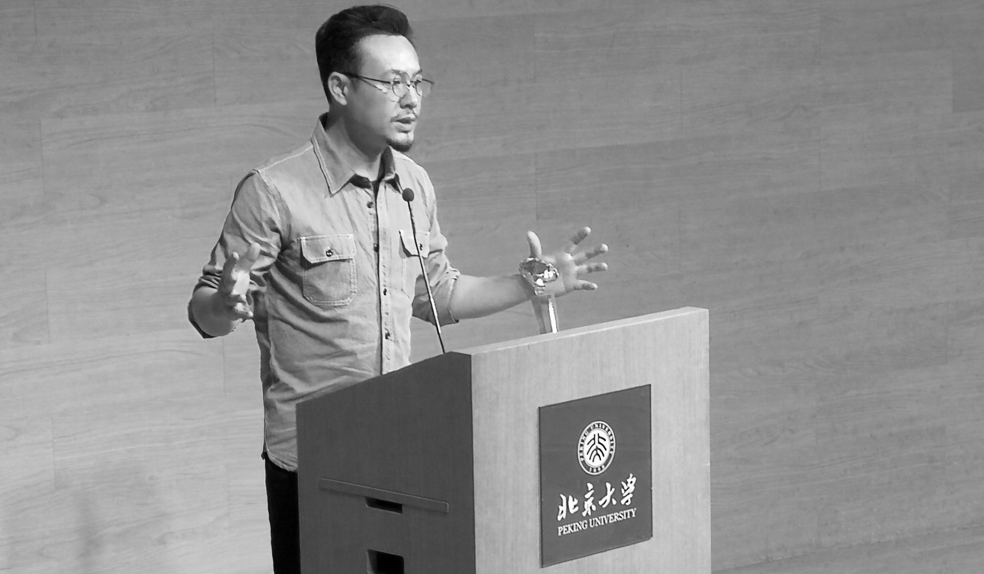 张颂文获北京大学艺术学院最佳演员奖