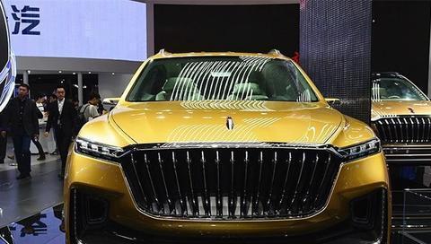 红旗首款中型SUV亮相, 帅气不输冠道, 中控两块大屏, 或18万起