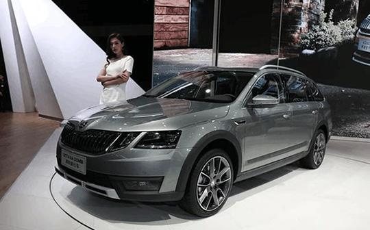 大众新款跨界旅行车销量破5.4万 高颜值内饰精致动力不输途观