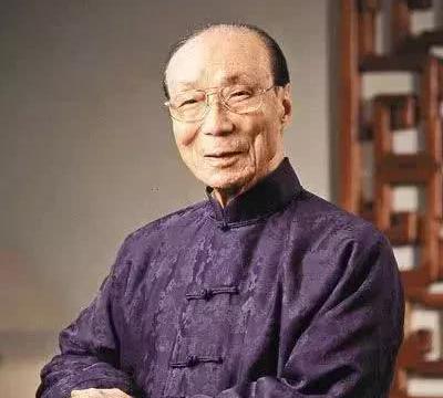 有钱人就服他！为国家捐款100亿，名下10台劳斯劳斯