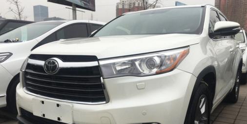 暗访丰田汉兰达车主，这位车主说出了汉兰达的缺点和优点