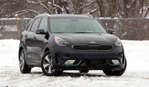 起亚进口混动真别买,性能太弱卖得还贵,但油耗却比神车还低!