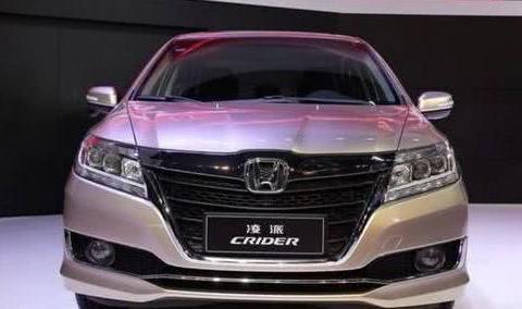 10万起售，配置真是良心！月销破万轻轻松松，完虐卡罗拉！