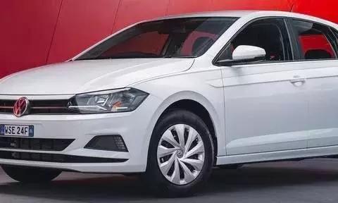 大众全新POLO要来了！外形更年轻，尺寸全面变大，飞度压力大了