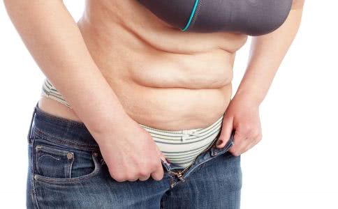 女人脂肪堆积肚子凸起 三招赶走小肚子