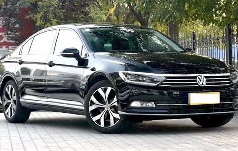 18款大众迈腾PK帕萨特性能配置哪个更胜一筹？