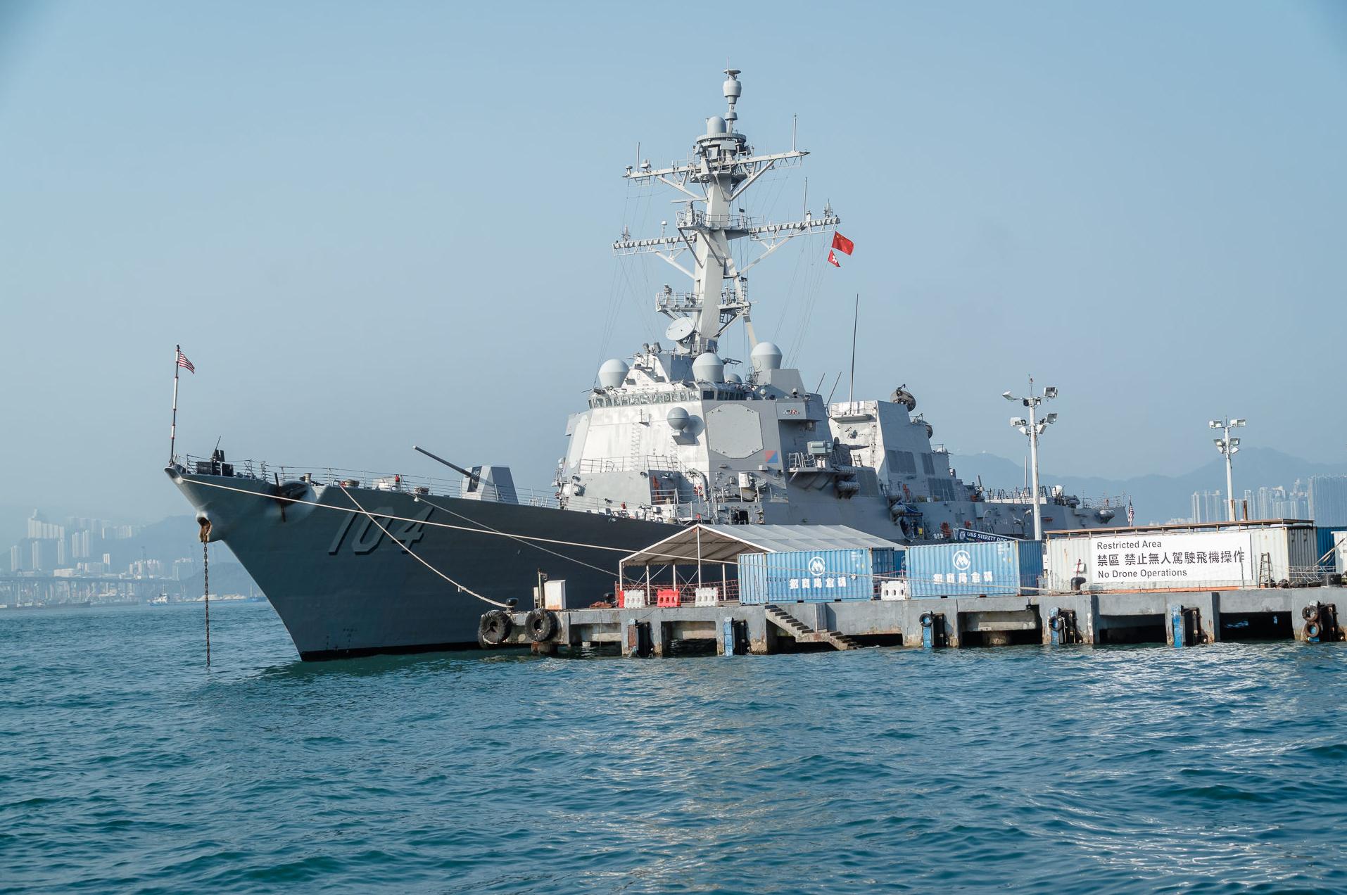 055驱逐舰动力强劲,航速可轻松突破35节,或为